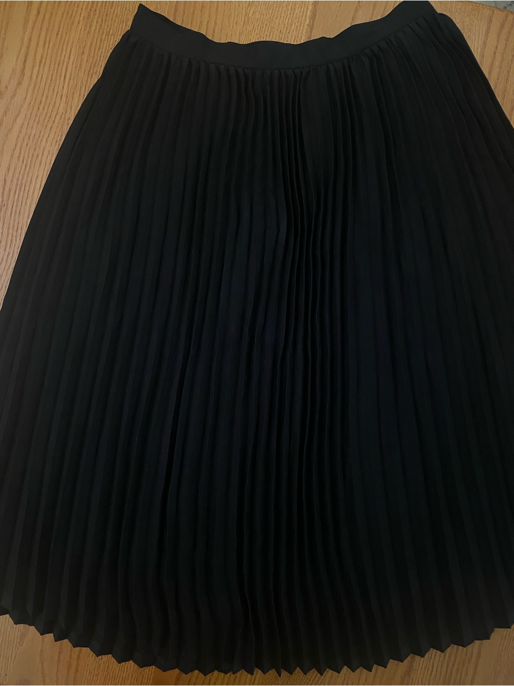 Hudson Jeans Black Pleated Midi Skirt